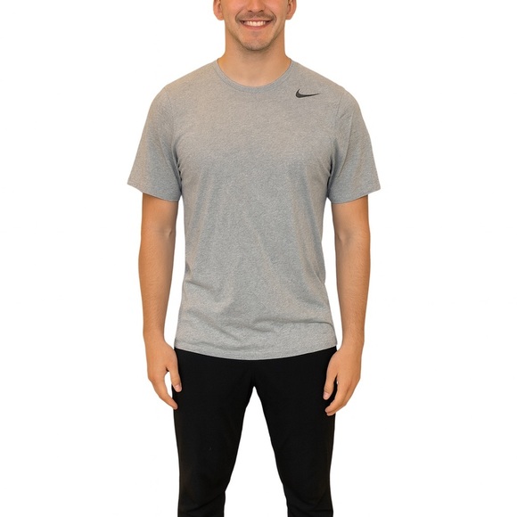 Nike Dri-Fit Size Medium Grey Athletic T-Shirt. - Picture 1 of 6